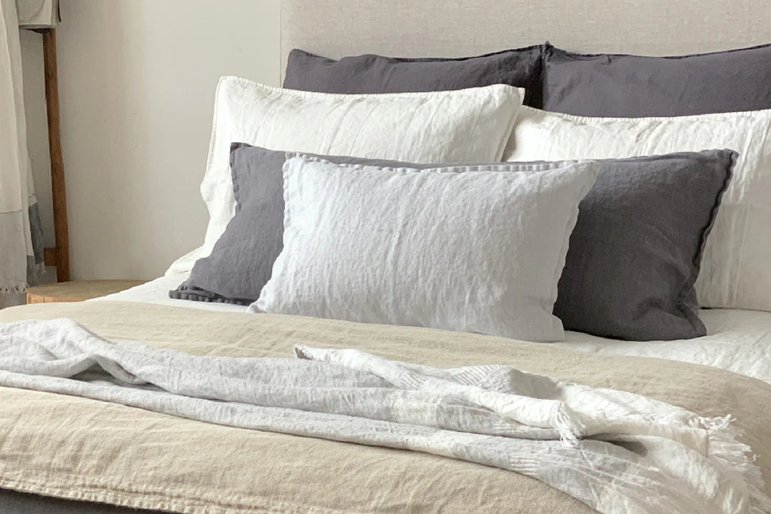 ANTOINETTE LINEN CUSHION 20" x 42"