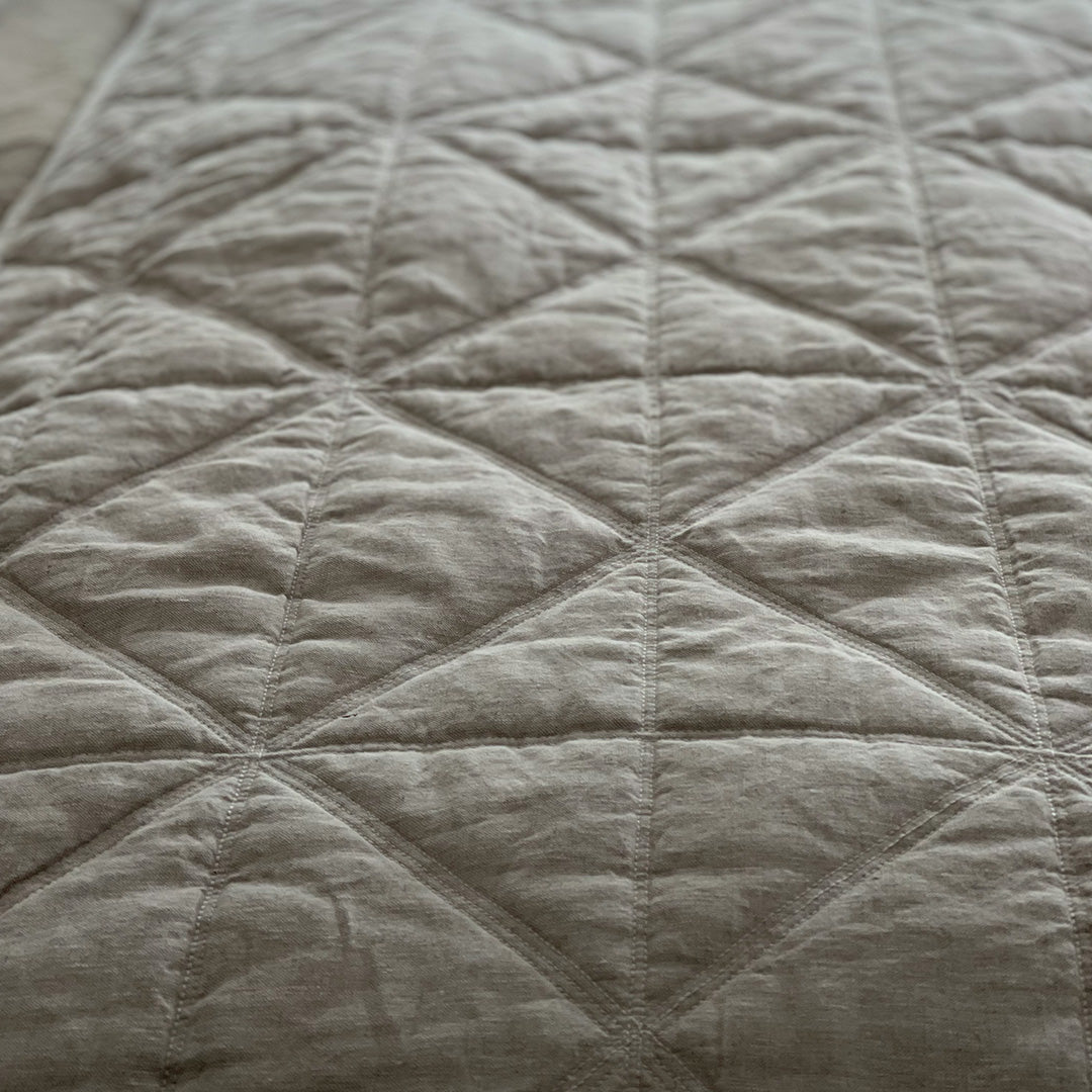 FRANCOISE BED RUNNER DUVET