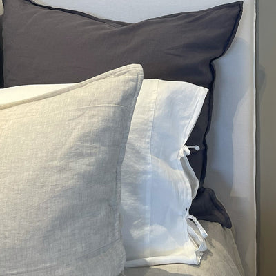 PILLOWCASE SET WITH TIES