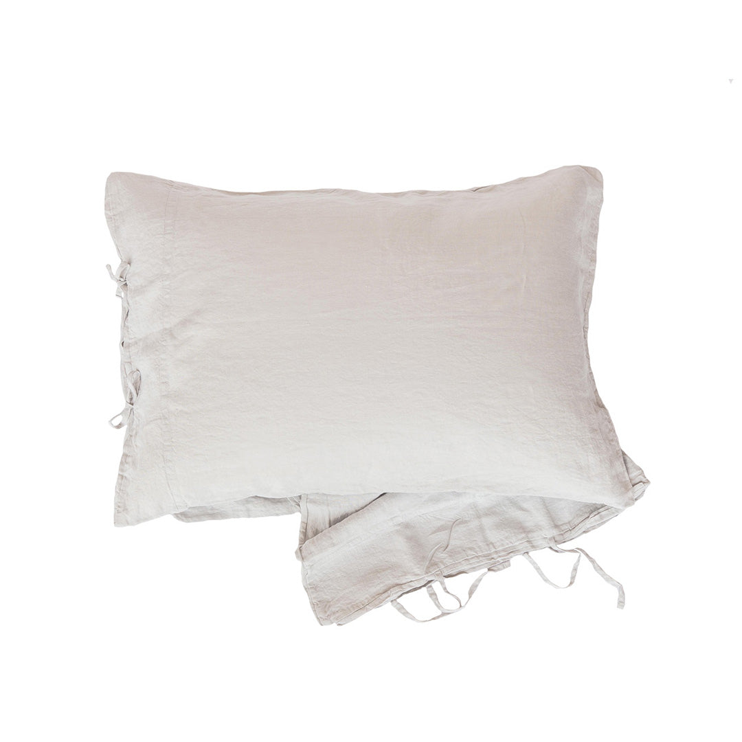PILLOWCASE SET WITH TIES