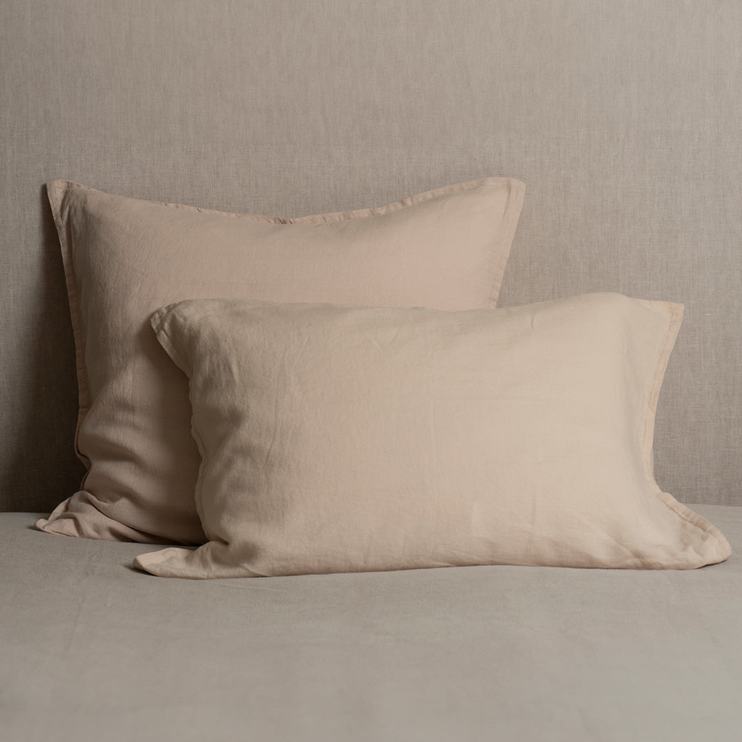 CHANTAL LINEN CUSHION 26" x 26"