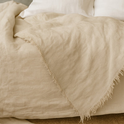 THROW BLANKET
